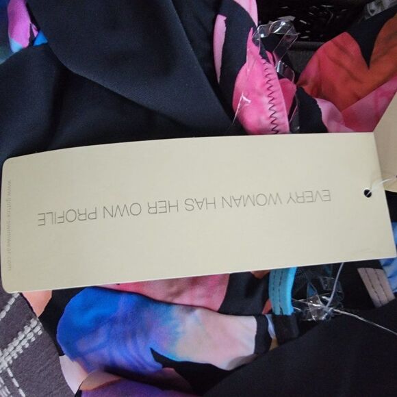 Gottex Woman Color Rush Ruffled One Shoulder black floral One Piece Swimsuit 12 - Picture 8 of 15